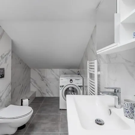 Close-golden - Old Town - Marcinkowskiego #3 *